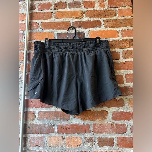 Avia Women’s Running Shorts with Bike Liner, 4” Inseam, Size 2xl - Picture 2 of 8